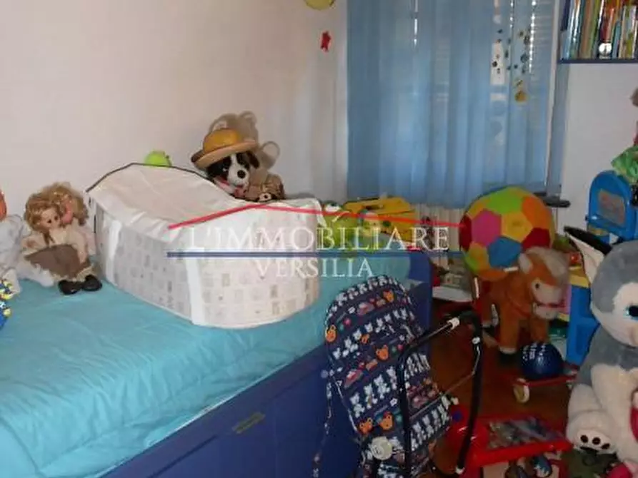 Immagine 18 di Porzione di casa in vendita  a Massa