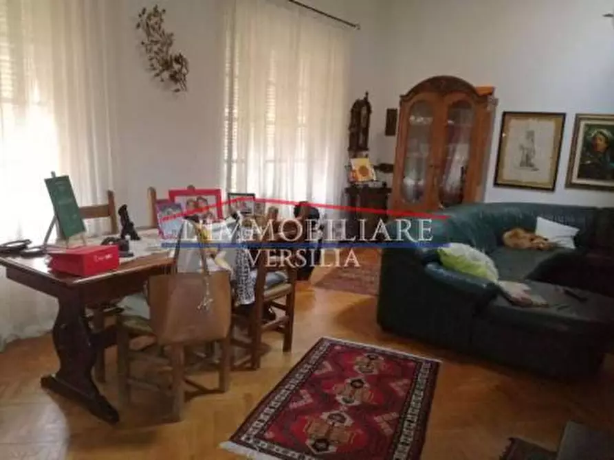 Immagine 8 di Porzione di casa in vendita  a Massa