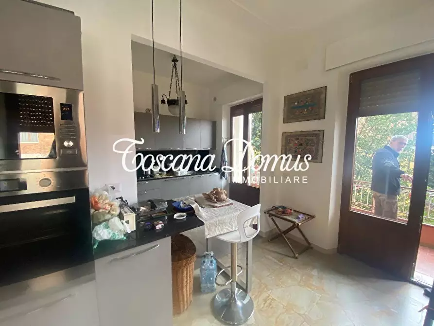 Immagine 3 di Appartamento in vendita  a Siena