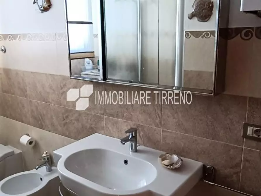 Immagine 27 di Appartamento in affitto  a Massa