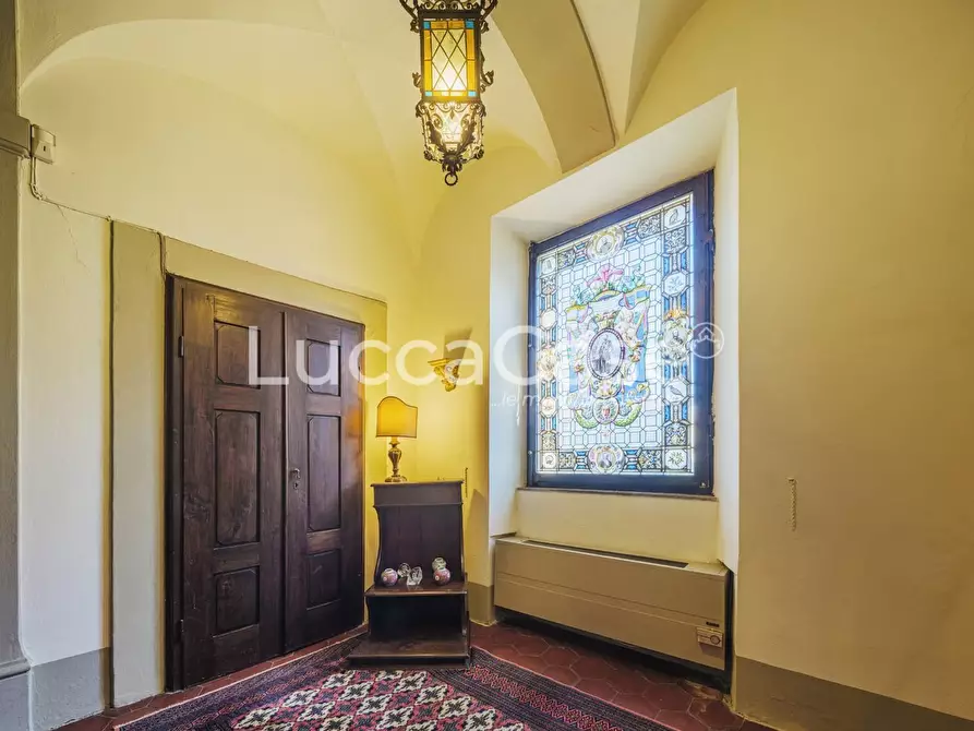 Immagine 23 di Villa in vendita  a Uzzano