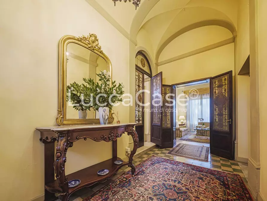 Immagine 3 di Villa in vendita  a Uzzano