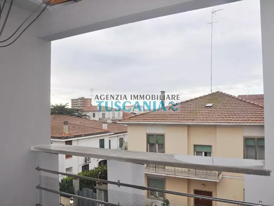 Immagine 3 di Casa indipendente in vendita  a Cecina