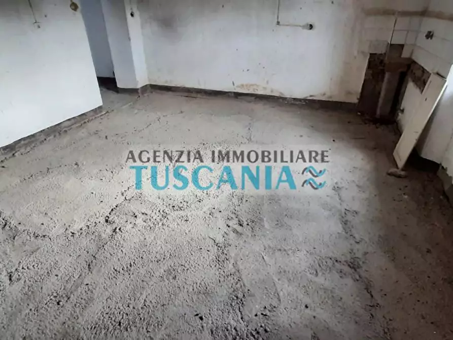 Immagine 13 di Appartamento in vendita  a Guardistallo