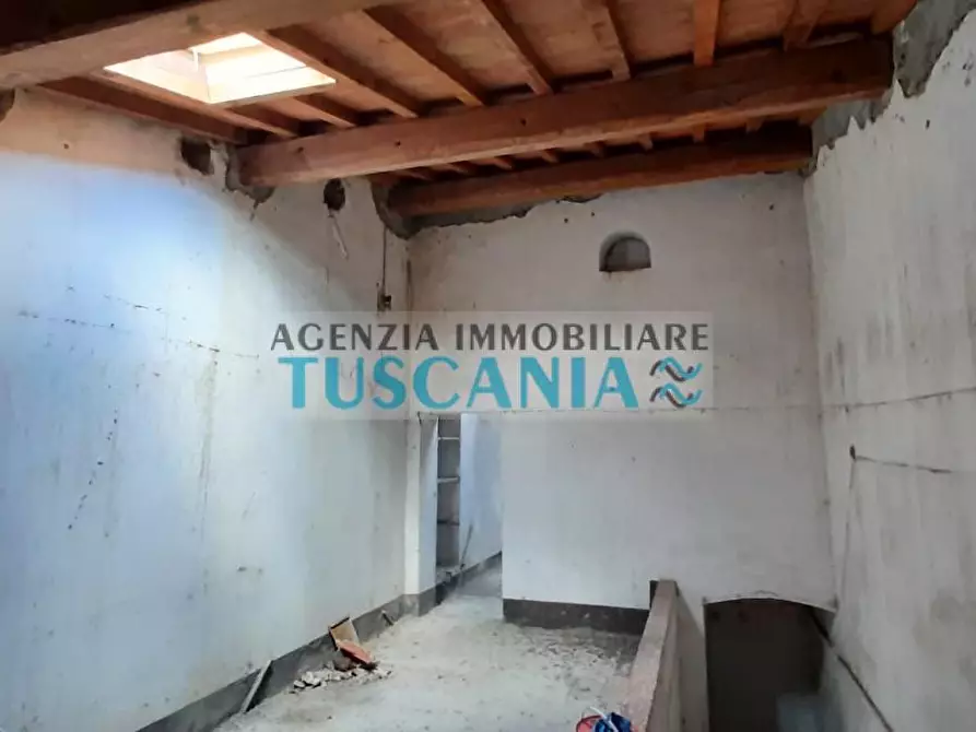 Immagine 2 di Appartamento in vendita  a Guardistallo