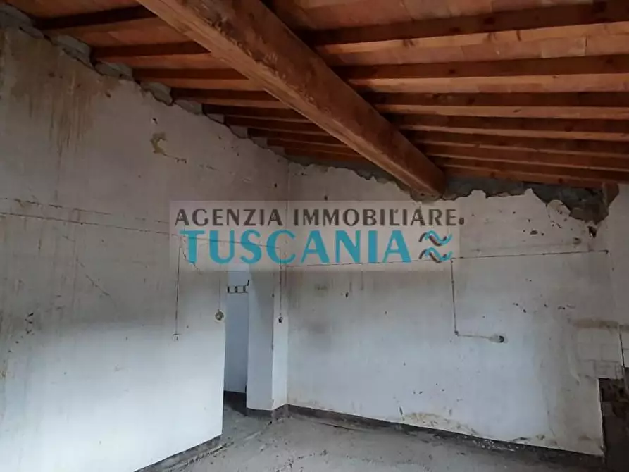 Immagine 8 di Appartamento in vendita  a Guardistallo