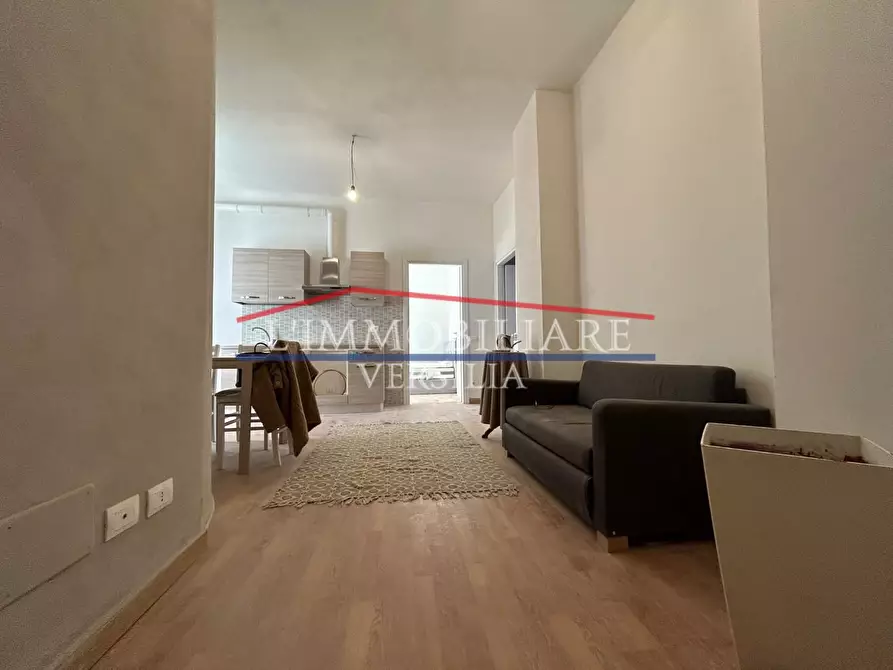 Immagine 3 di Appartamento in vendita  a Massa