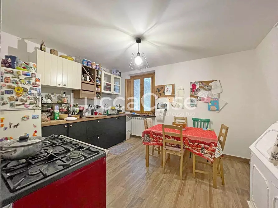 Immagine 13 di Casa indipendente in vendita  a Lucca