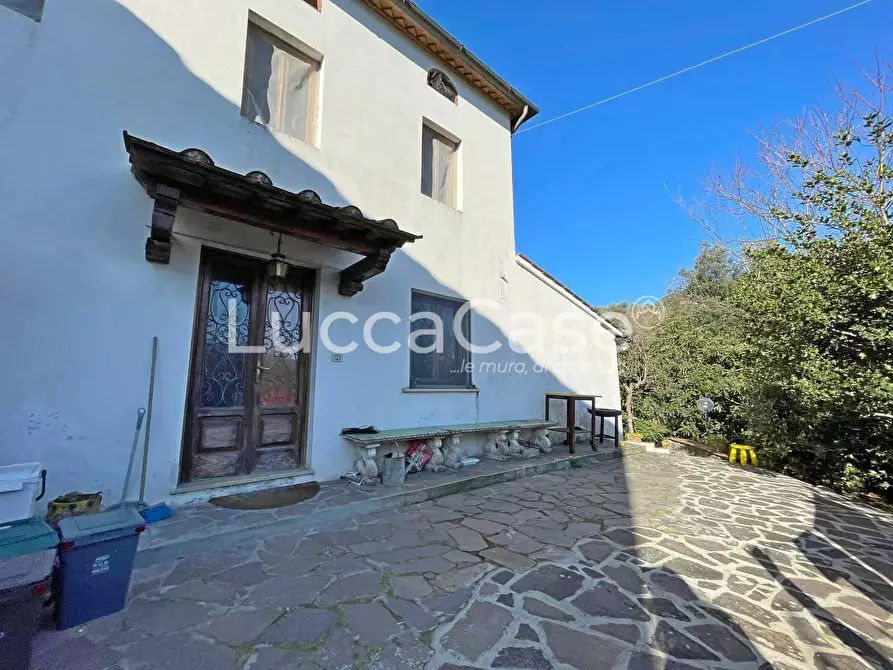 Immagine 33 di Casa indipendente in vendita  a Lucca