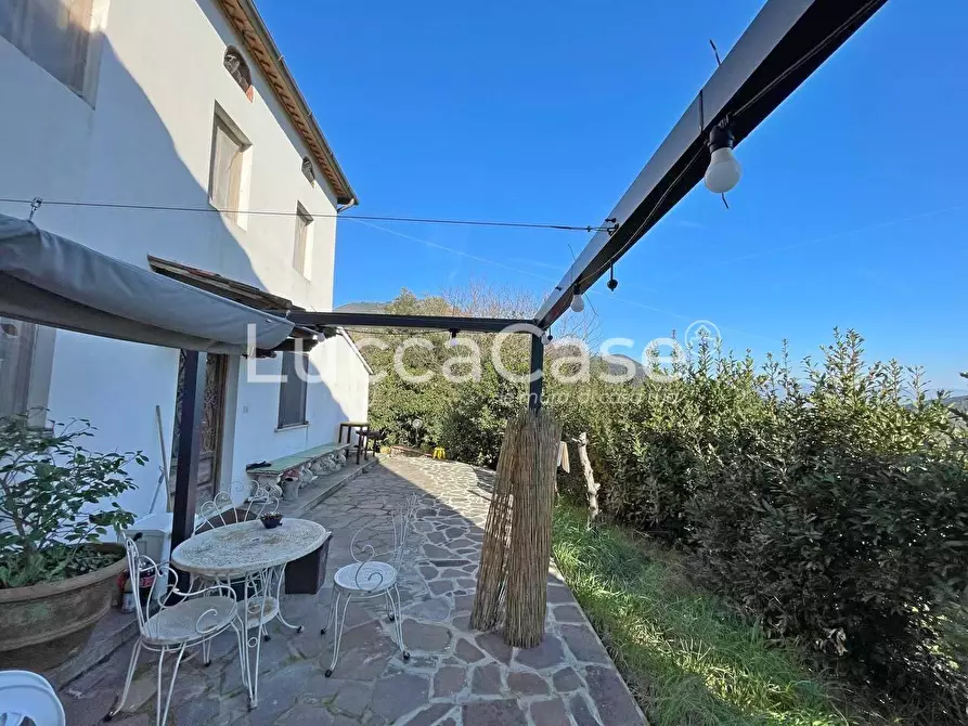 Immagine 31 di Casa indipendente in vendita  a Lucca