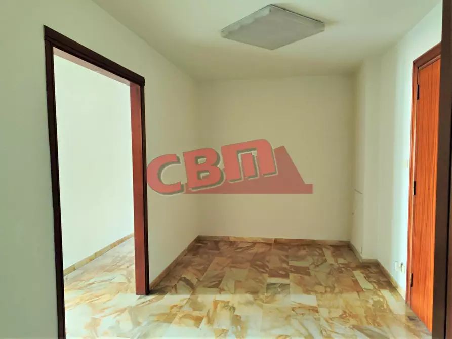 Immagine 8 di Appartamento in vendita  a Livorno