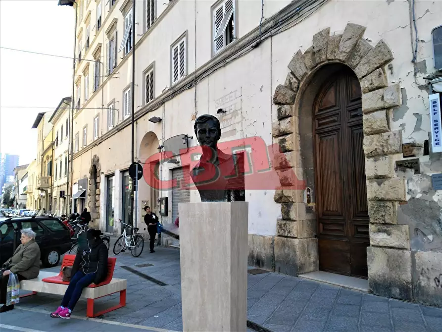 Immagine 21 di Appartamento in vendita  a Livorno