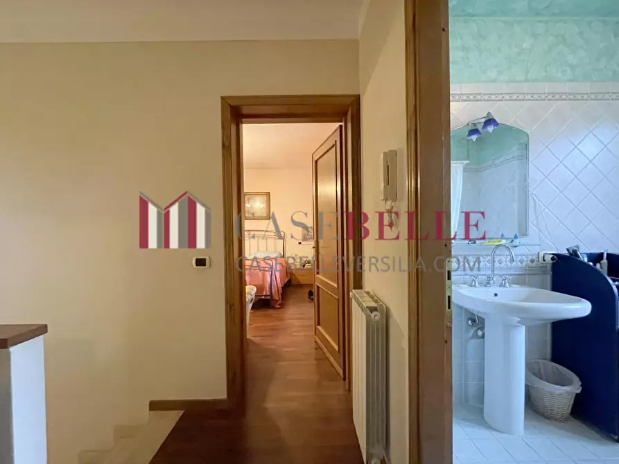 Immagine 27 di Casa indipendente in vendita  a Camaiore