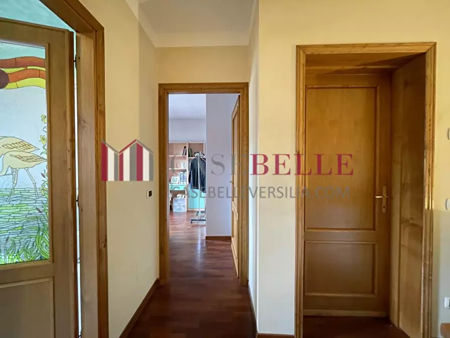 Immagine 20 di Casa indipendente in vendita  a Camaiore
