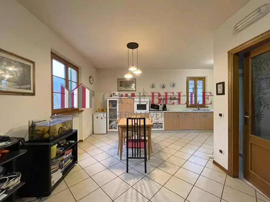 Immagine 1 di Casa indipendente in vendita  a Camaiore