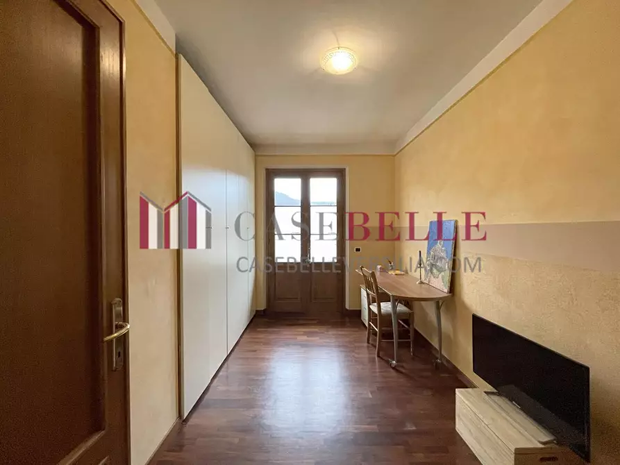 Immagine 37 di Casa indipendente in vendita  a Camaiore