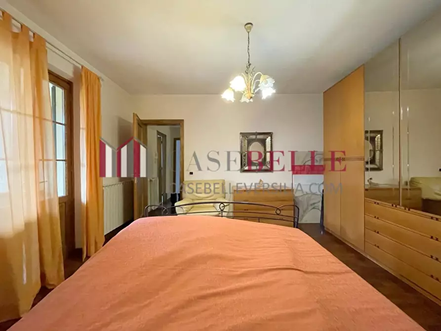 Immagine 35 di Casa indipendente in vendita  a Camaiore