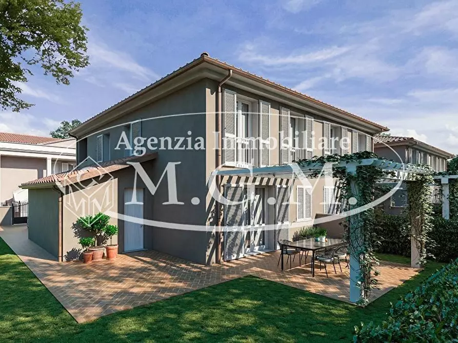 Immagine 8 di Casa bifamiliare in vendita  a Pontedera