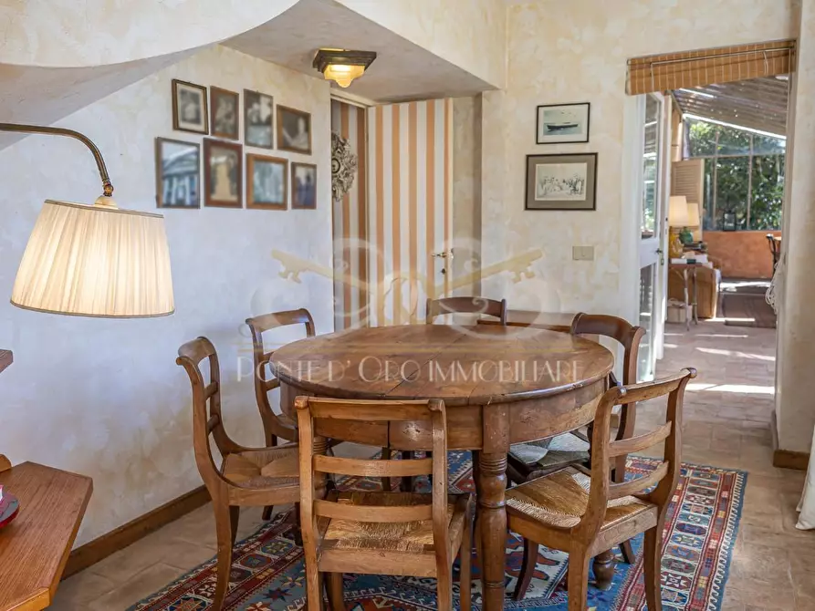 Immagine 14 di Villa in affitto  a Vecchiano