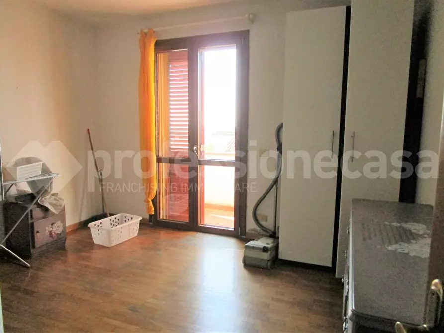 Immagine 10 di Villetta a schiera in vendita  a San Giuliano Terme