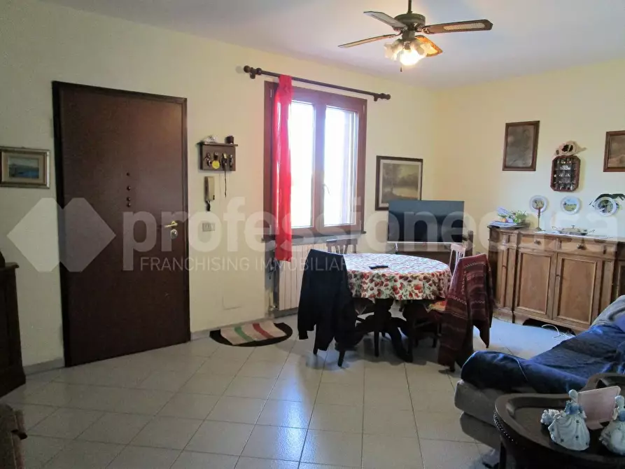 Immagine 4 di Villetta a schiera in vendita  a San Giuliano Terme