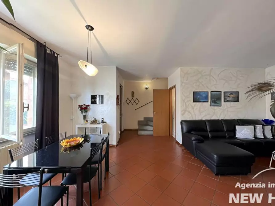 Immagine 5 di Appartamento in vendita  a Vecchiano