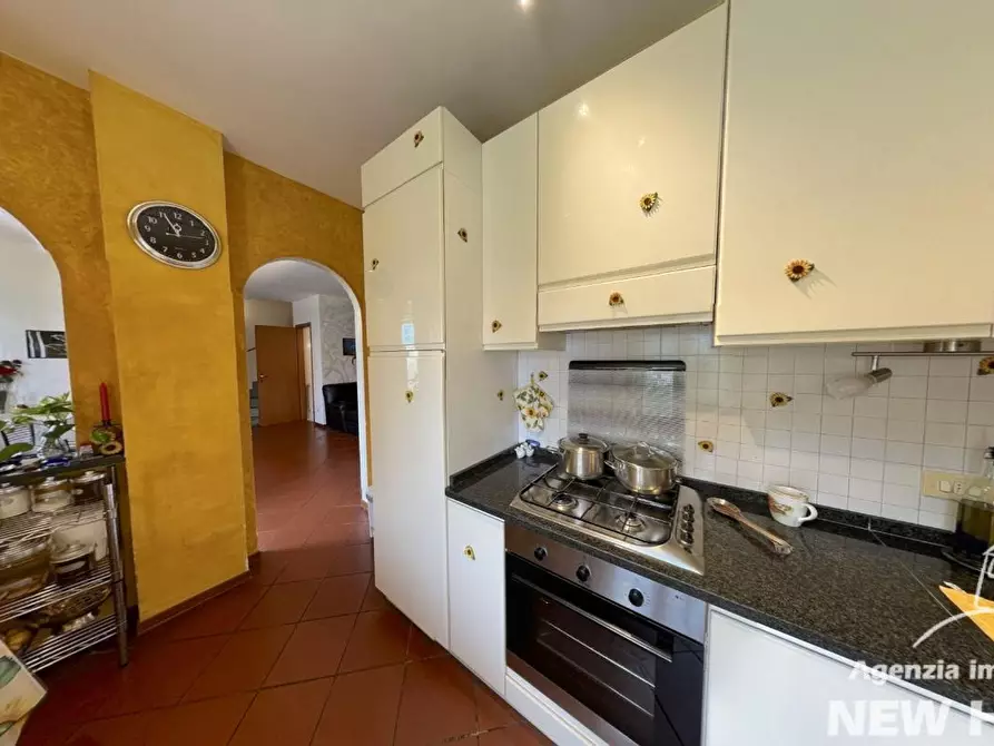 Immagine 12 di Appartamento in vendita  a Vecchiano