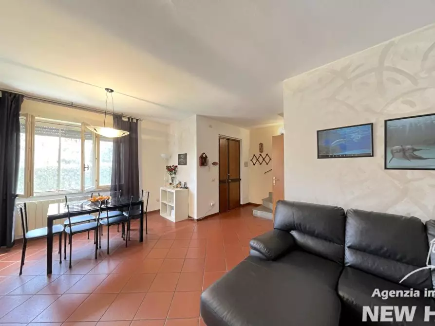 Immagine 4 di Appartamento in vendita  a Vecchiano