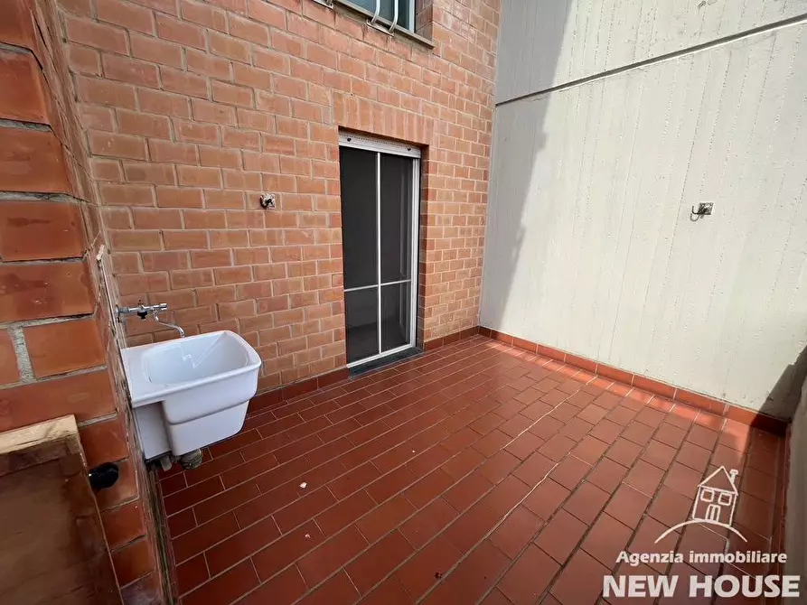 Immagine 43 di Appartamento in vendita  a Vecchiano