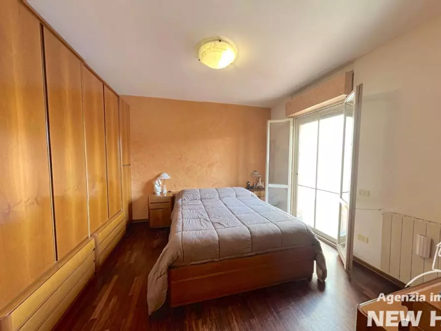 Immagine 35 di Appartamento in vendita  a Vecchiano