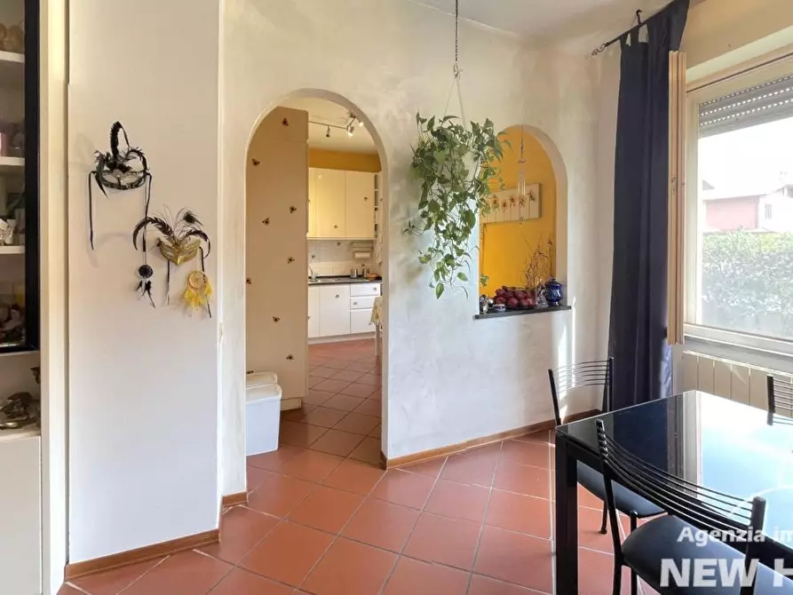 Immagine 9 di Appartamento in vendita  a Vecchiano