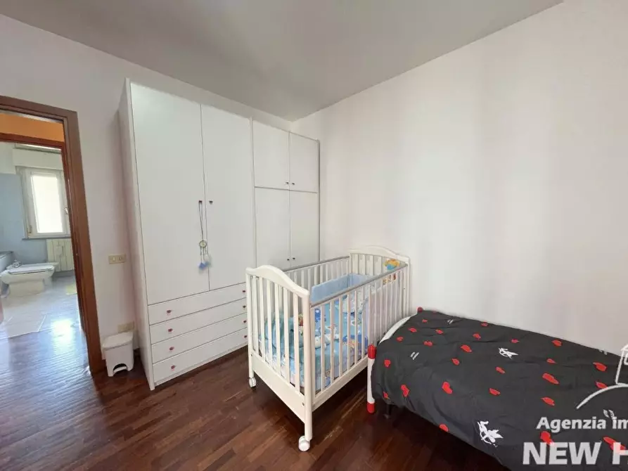 Immagine 27 di Appartamento in vendita  a Vecchiano