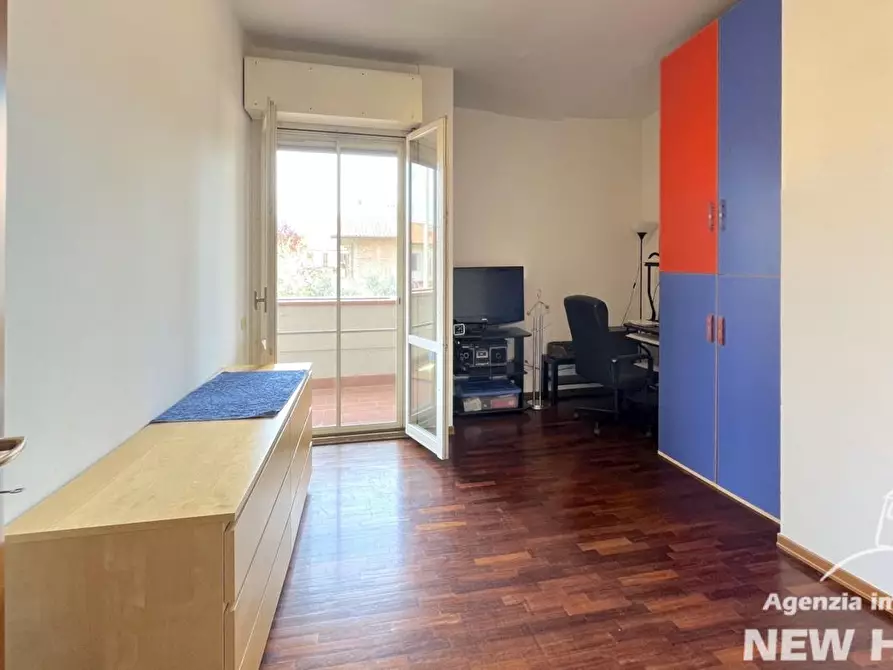 Immagine 25 di Appartamento in vendita  a Vecchiano