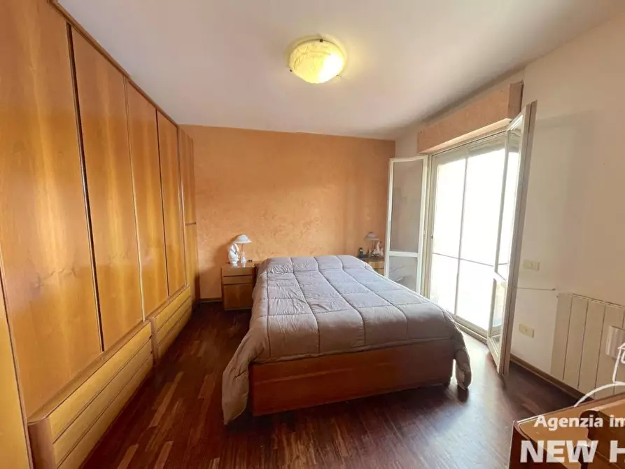 Immagine 36 di Appartamento in vendita  a Vecchiano