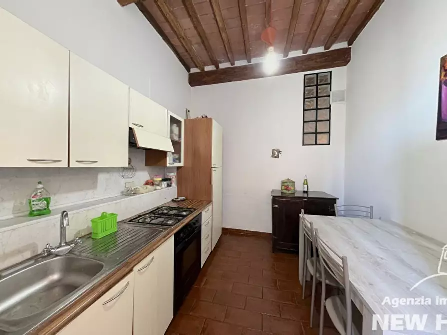 Immagine 17 di Appartamento in vendita  a Pisa