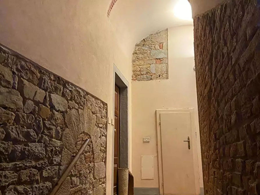 Immagine 42 di Appartamento in vendita  a Pisa