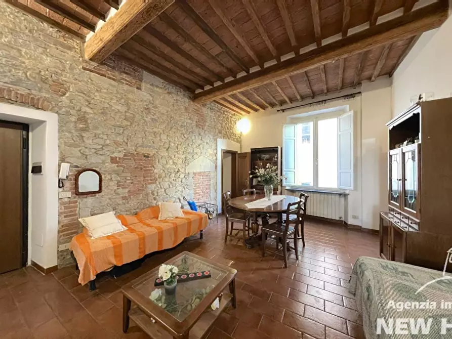 Immagine 2 di Appartamento in vendita  a Pisa