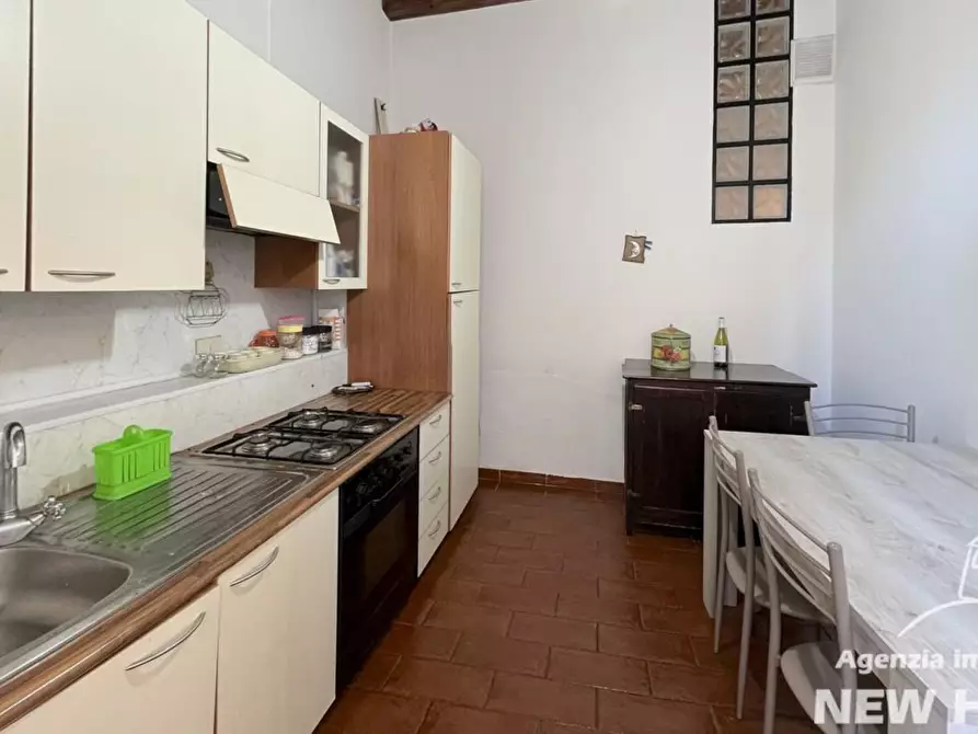 Immagine 38 di Appartamento in vendita  a Pisa