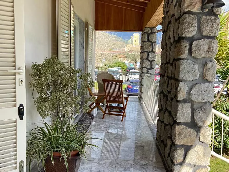 Immagine 13 di Villa in affitto  a Seravezza