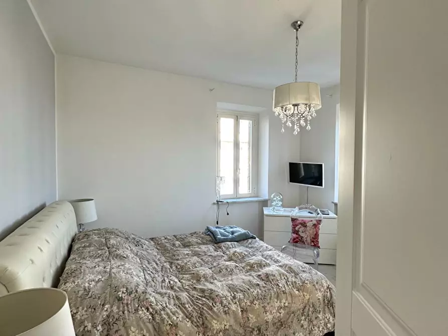 Immagine 8 di Appartamento in vendita  a Massa