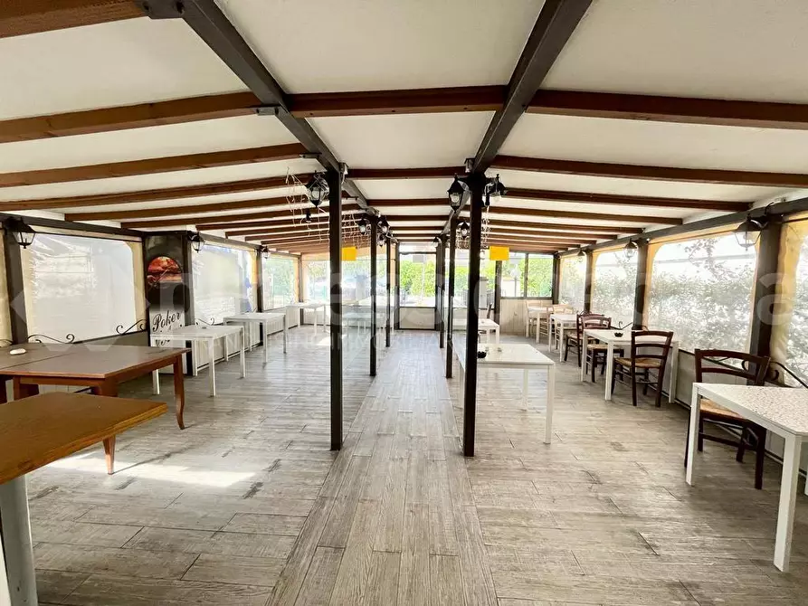 Immagine 4 di Locale commerciale in affitto  a Pisa