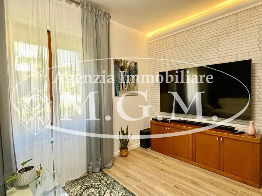 Immagine 31 di Appartamento in vendita  a Santa Maria A Monte