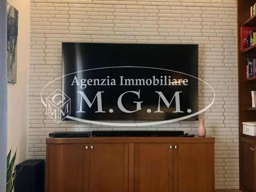 Immagine 11 di Appartamento in vendita  a Santa Maria A Monte