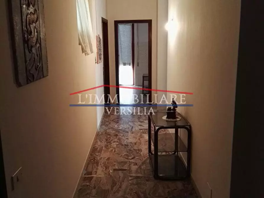 Immagine 14 di Villa in vendita  a Carrara