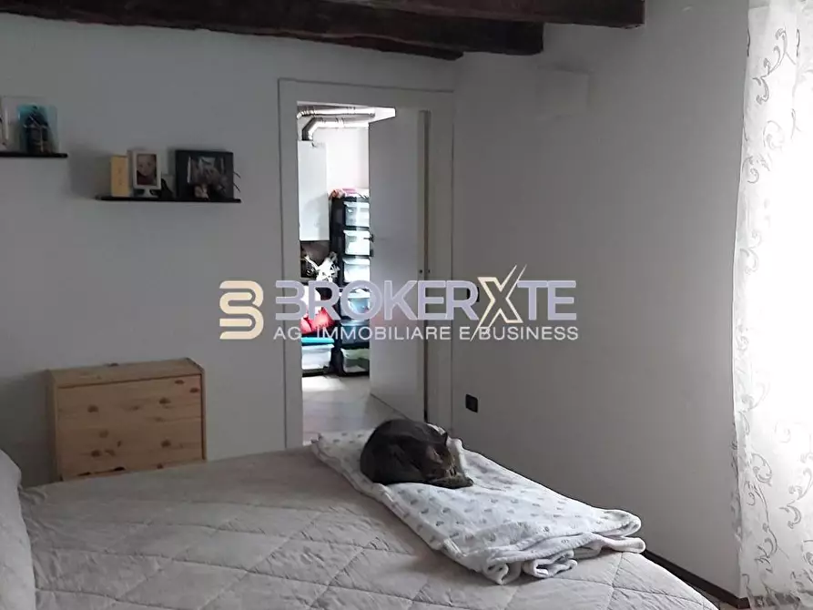 Immagine 7 di Porzione di casa in vendita  a Carrara