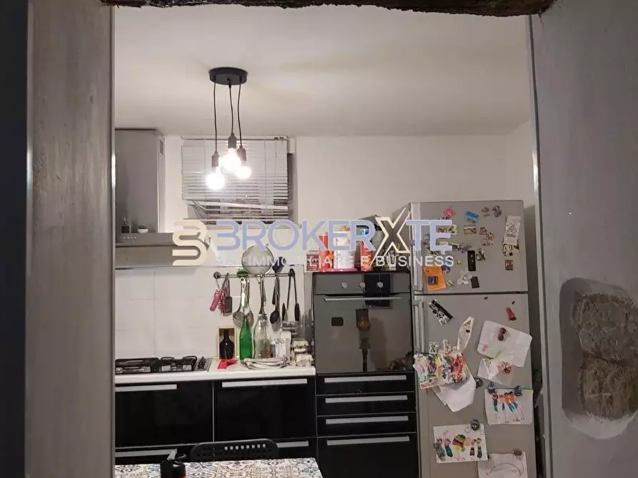 Immagine 18 di Porzione di casa in vendita  a Carrara