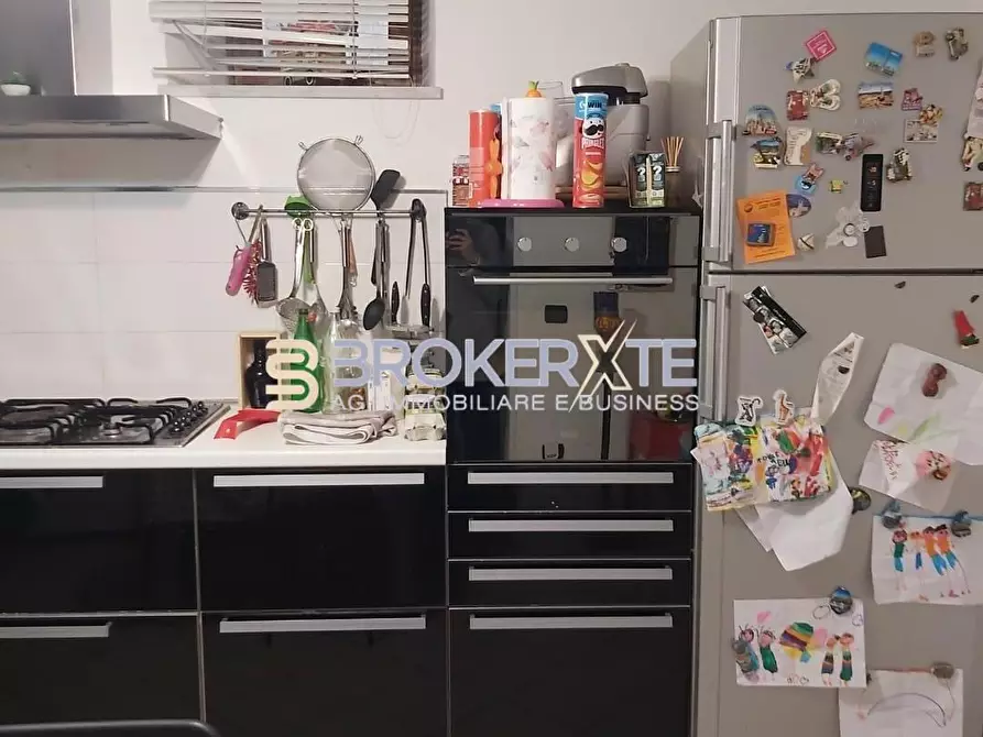 Immagine 16 di Porzione di casa in vendita  a Carrara