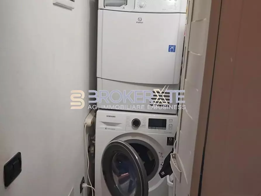 Immagine 6 di Porzione di casa in vendita  a Carrara