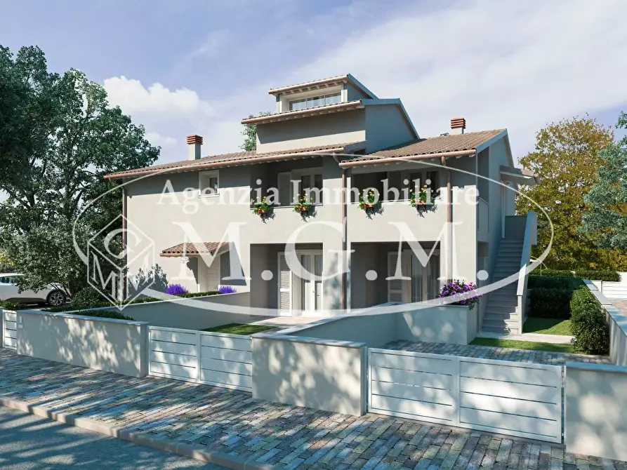 Immagine 41 di Casa trifamiliare in vendita  a Calcinaia