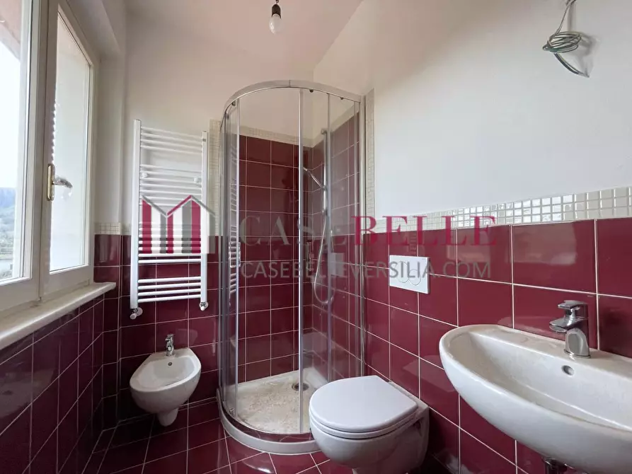 Immagine 41 di Villa in vendita  a Camaiore